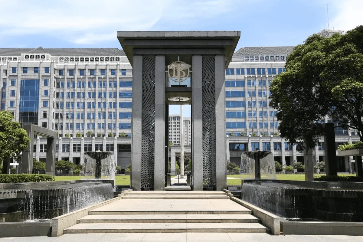 Ekonom Proyeksi BI Naikkan Suku Bunga Acuan 25 Bps Demi Rupiah, Ini Alasannya Ekonom Proyeksi BI Naikkan Suku Bunga Acuan 25 Bps Demi Rupiah, Ini Alasannya