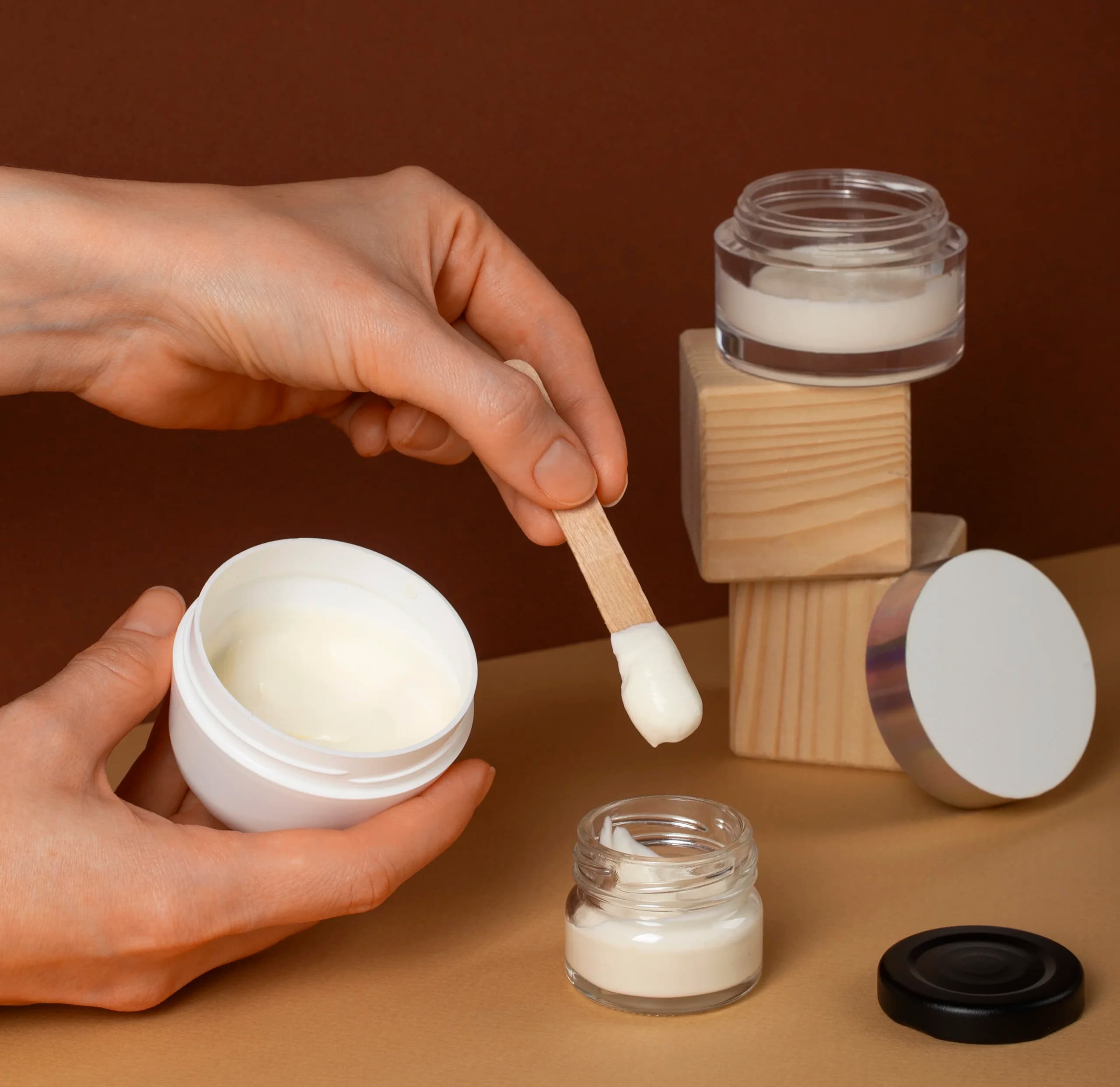 Ilustrasi DIY Mixology body care. Ilustrasi DIY Mixology body care.
