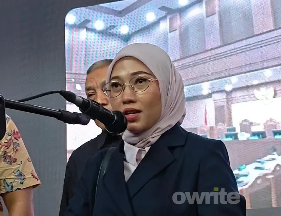 Kuasa Hukum Eks Menag Yaqut Cholil Qoumas, Mellisa Anggraini, memberikan keterangan terkait persidangan kliennya, 11 Agustus 2026. Kuasa Hukum Eks Menag Yaqut Cholil Qoumas, Mellisa Anggraini, memberikan keterangan terkait persidangan kliennya, 11 Agustus 2026.