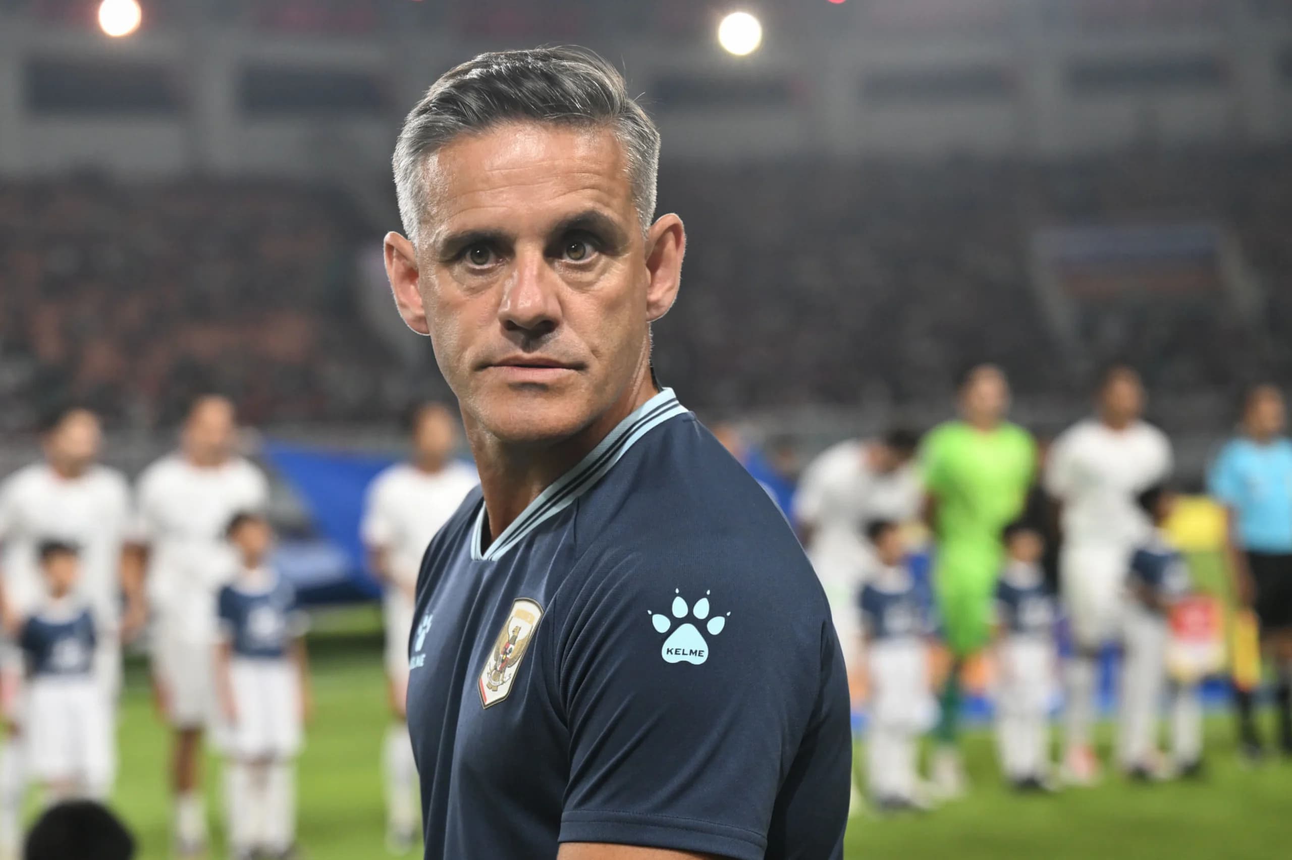 Pelatih Timnas Indonesia John Herdman bersiap memimpin anak latihnya melawan Timnas Kamboja pada pertandingan Grup A ASEAN Championship atau Piala AFF 2026 di Stadion Gelora Pakansari, Kabupaten Bogor, Jawa Barat Pelatih Timnas Indonesia John Herdman bersiap memimpin anak latihnya melawan Timnas Kamboja pada pertandingan Grup A ASEAN Championship atau Piala AFF 2026 di Stadion Gelora Pakansari, Kabupaten Bogor, Jawa Barat