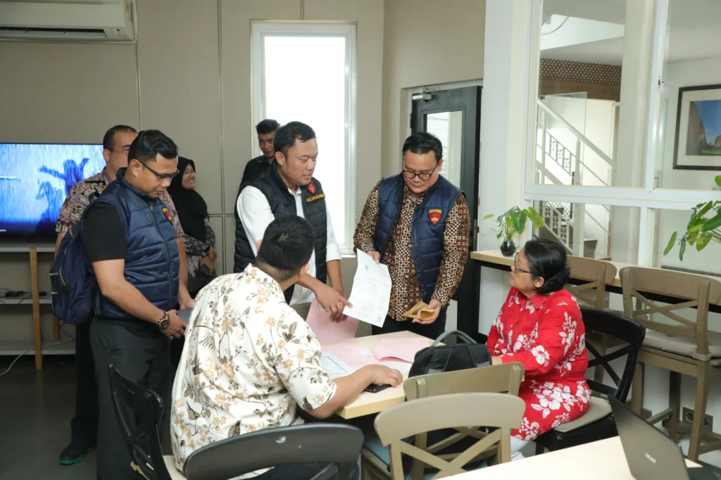 Harta Pengusaha Riza Chalid Disita Kejagung